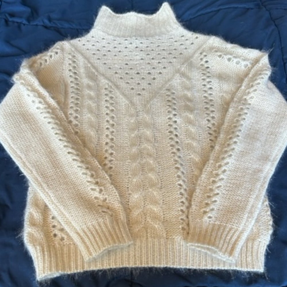 NWT Molly Bracken Sweater - One Size